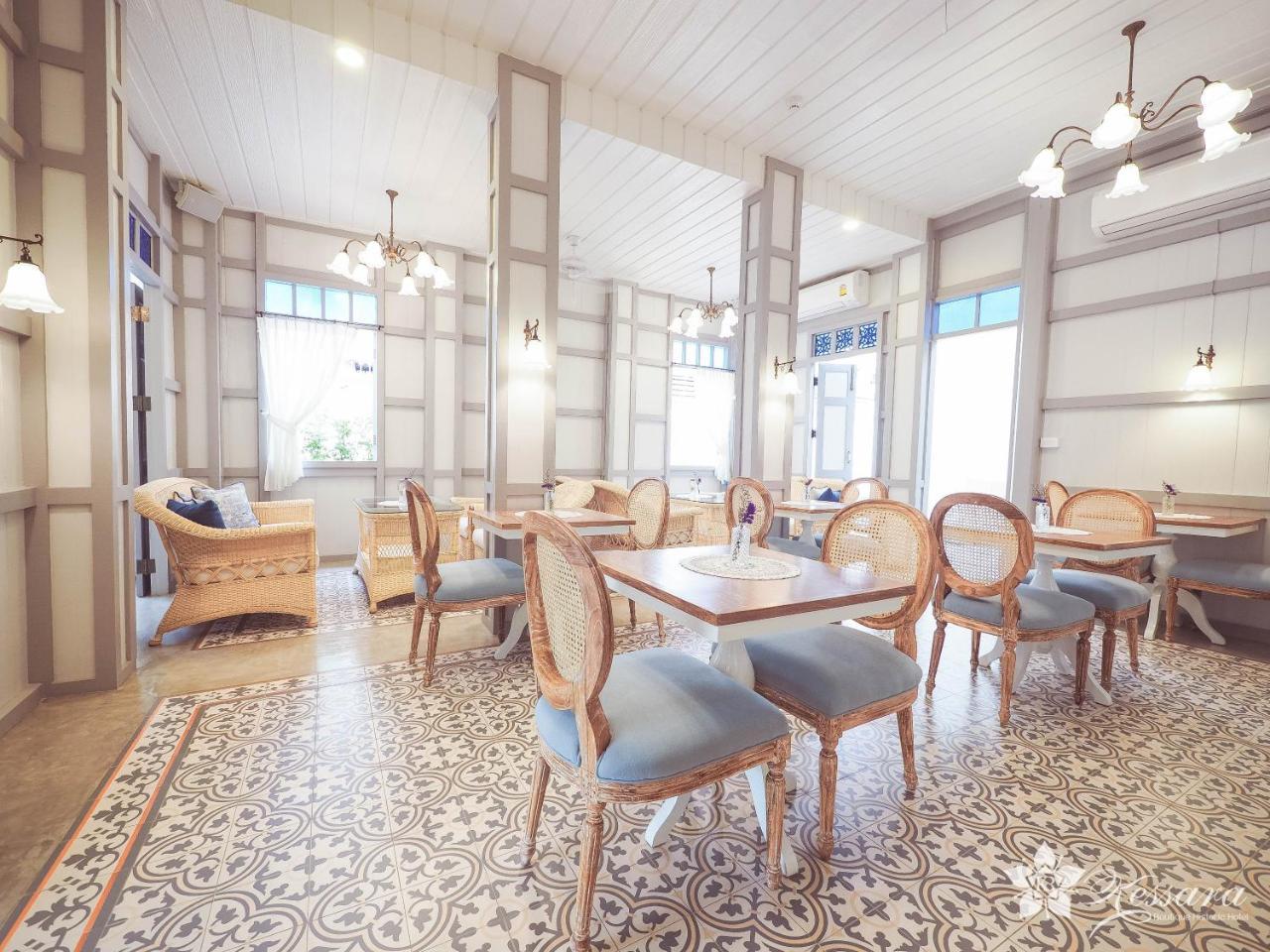 Kessara Hotel Bangkok Kültér fotó